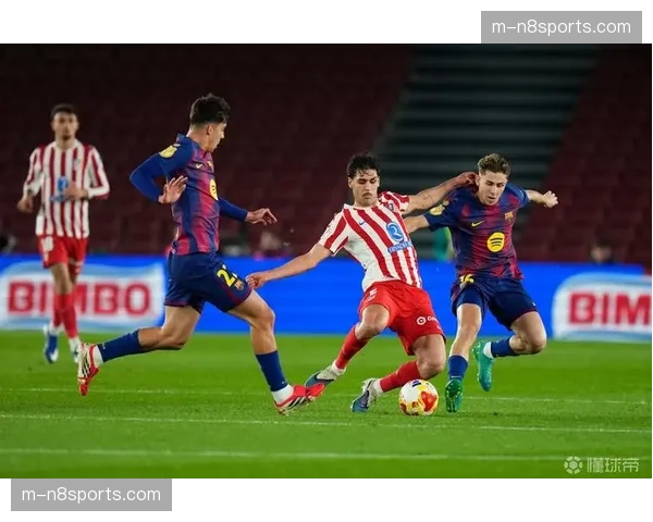 塞维利亚后防大面积伤停，新帅加西亚普拉萨变阵应对